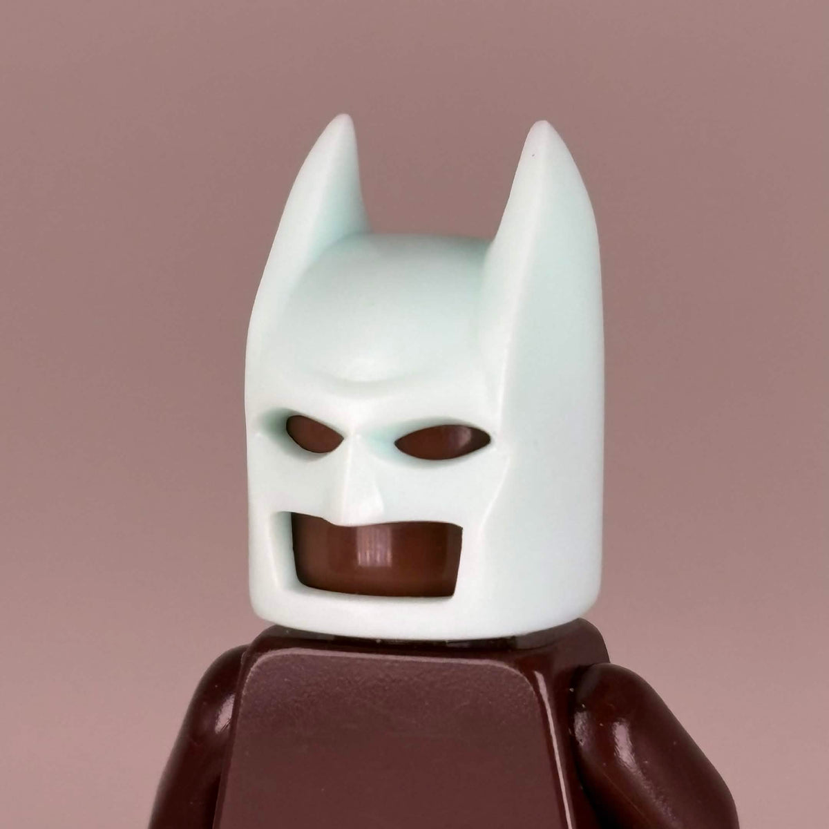 06 Night Crusader Cowl (Light Aqua/Hollow Eyes/Standard Ears)