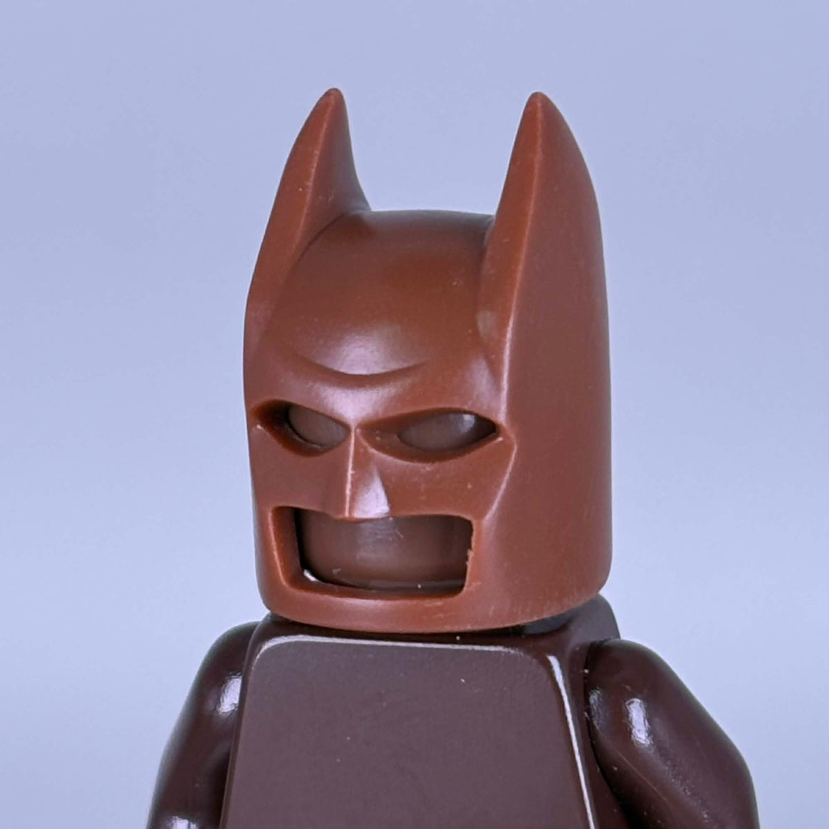 06 Night Crusader Cowl (Red-Brown/Hollow Eyes/Standard Ears)