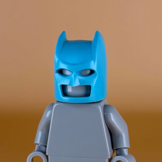 06 Night Crusader Cowl (LT/Hollow Eyes/Short Ears)