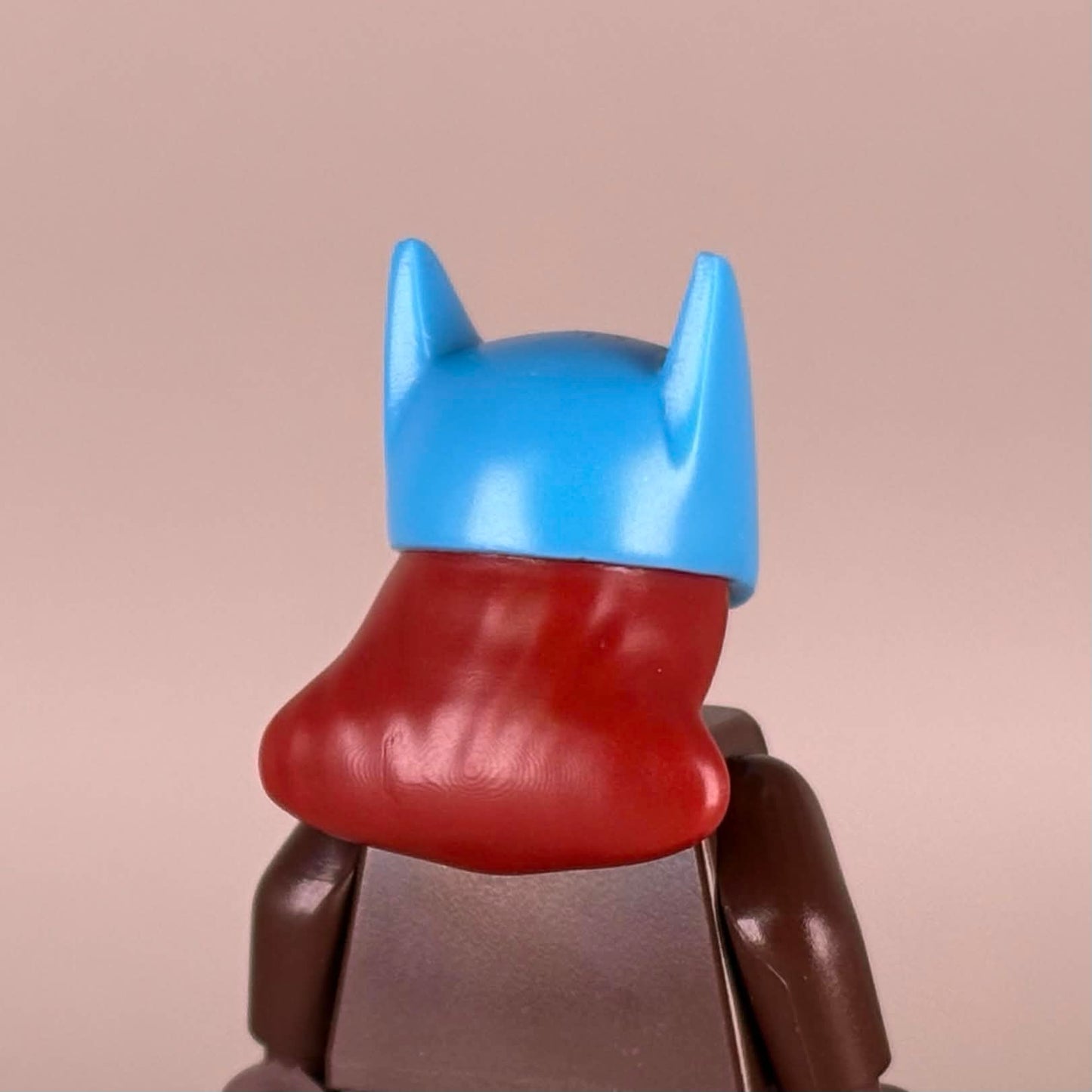 Barb Crusader (Dark Turquoise Cowl/Dark Red Hair)
