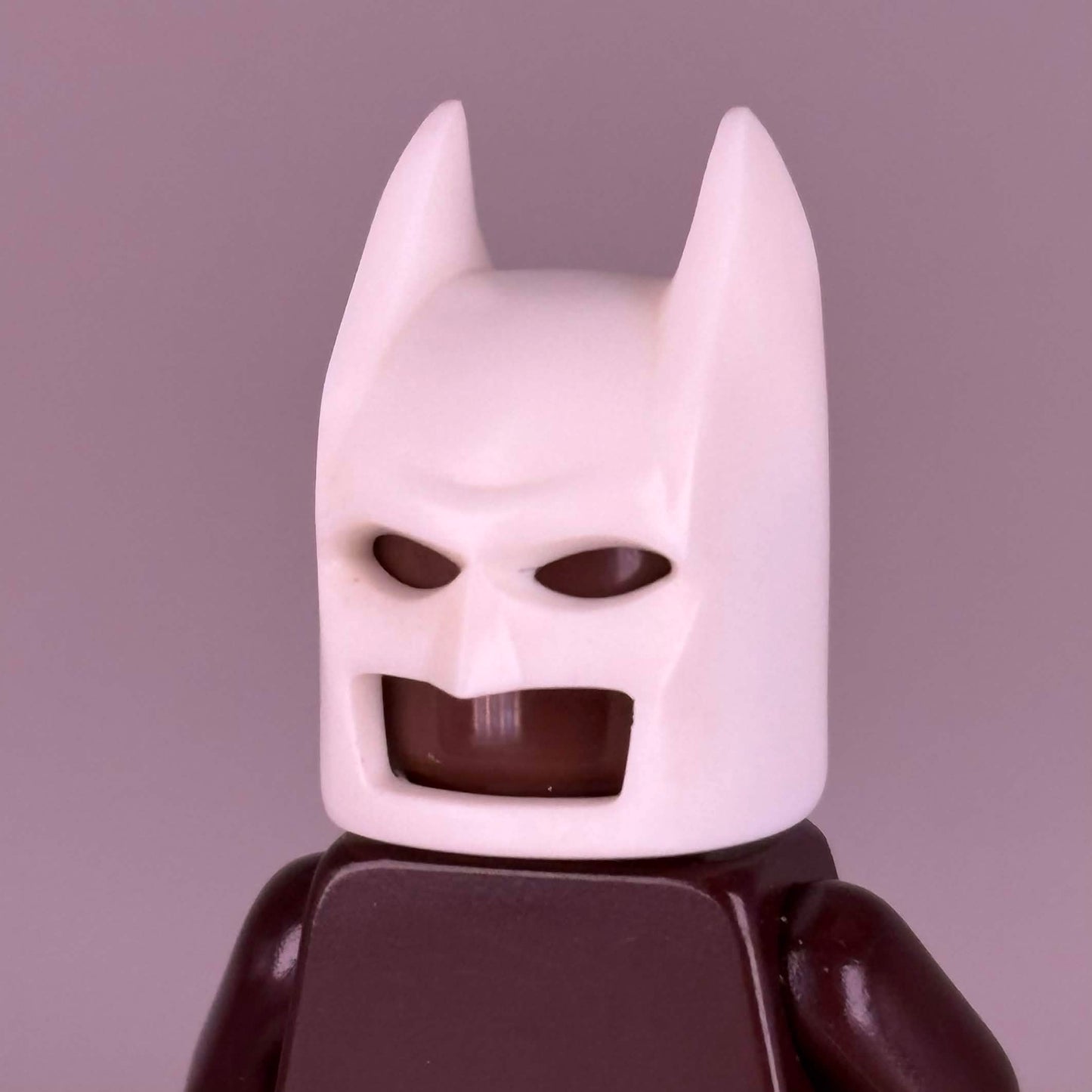 06 Night Crusader Cowl (White/Hollow Eyes/Standard Ears)
